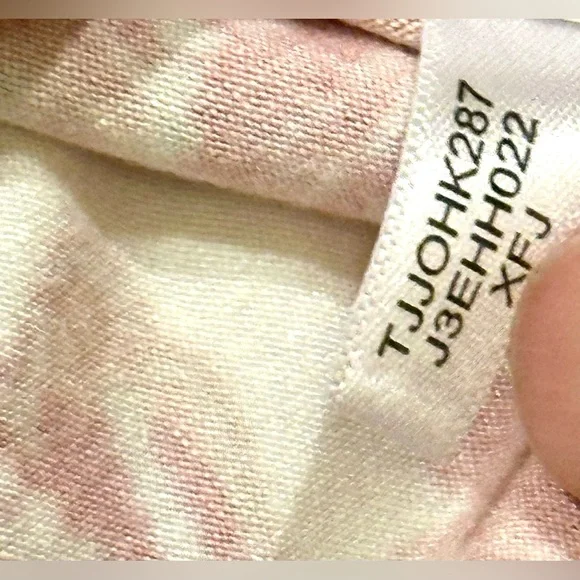 Tommy Hilfiger Red and White Floral Blouse - Picture 8 of 8